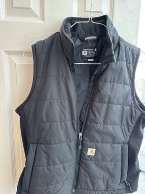 Womens Carhartt puff vest